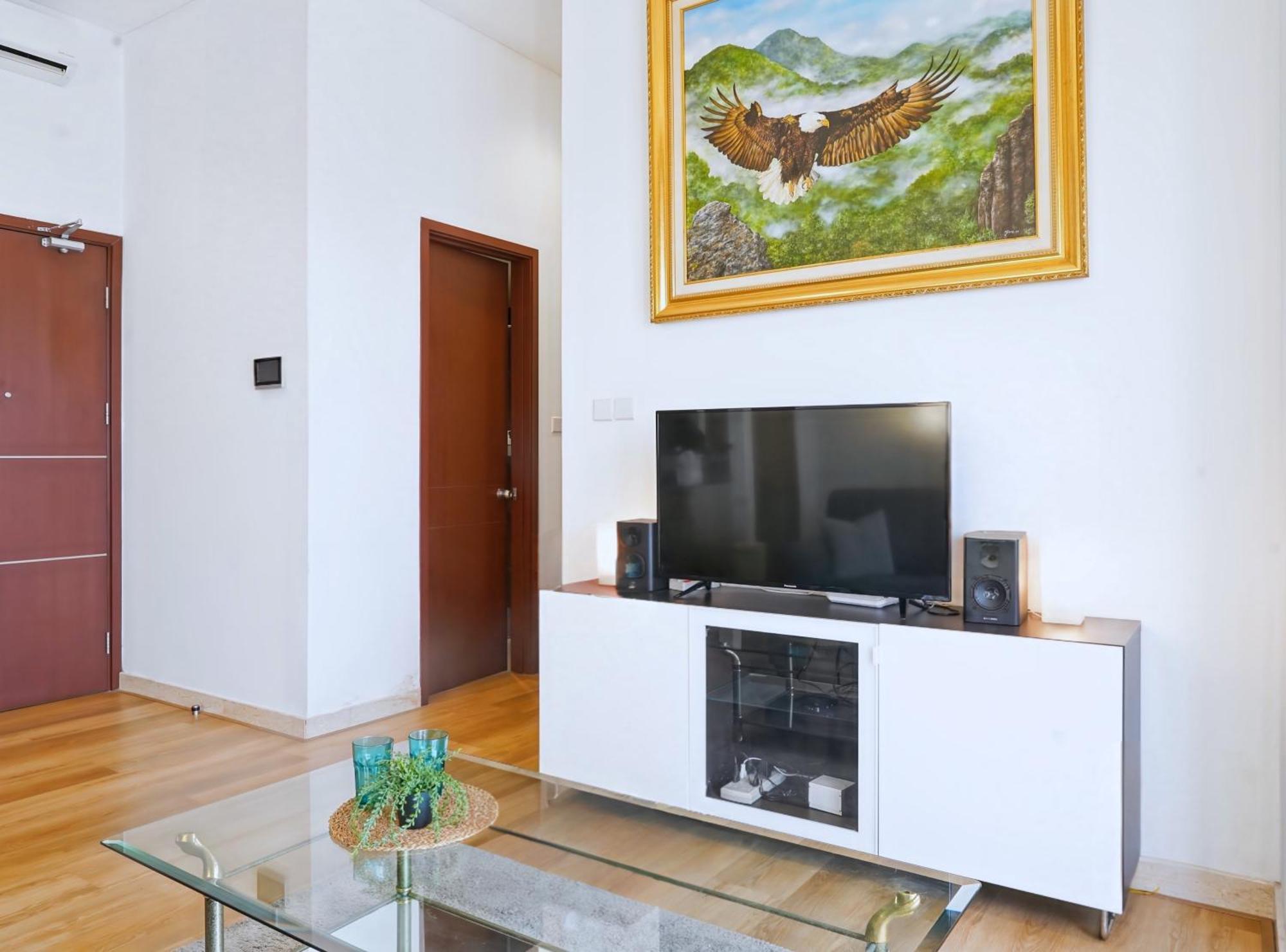 2Br Lucky Tower Residence Jakarta Old Town Top Floor Condo Ngoại thất bức ảnh