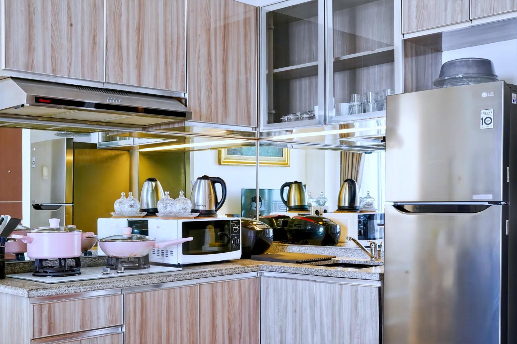 2Br Lucky Tower Residence Jakarta Old Town Top Floor Condo Ngoại thất bức ảnh